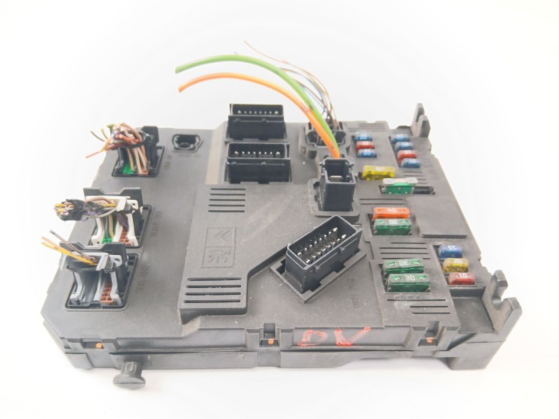 Recambio de caja reles / fusibles para peugeot 206 sw x-line referencia OEM IAM 9652171980  