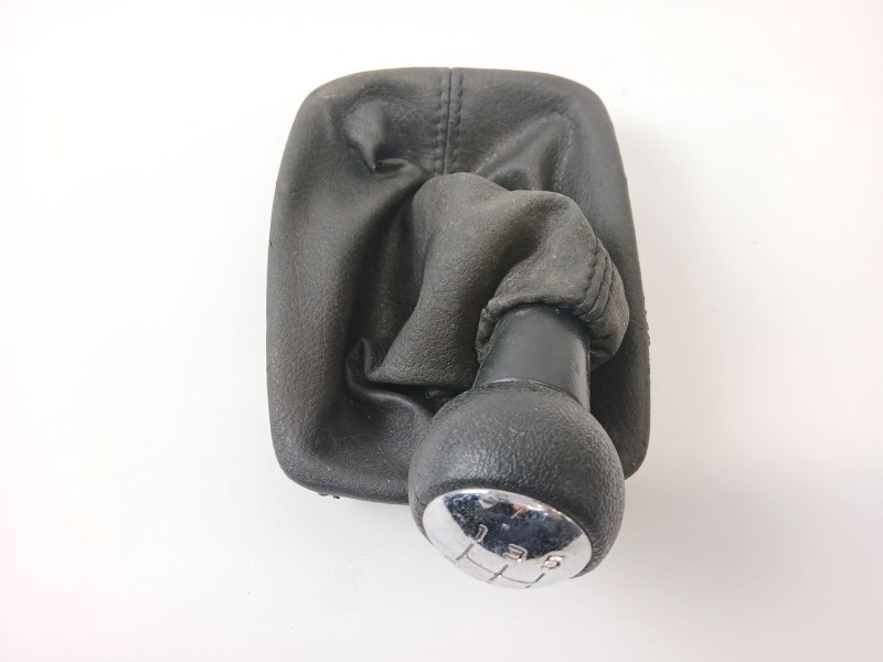 Recambio de guarnecidos palanca cambio para peugeot 206 sw x-line referencia OEM IAM   