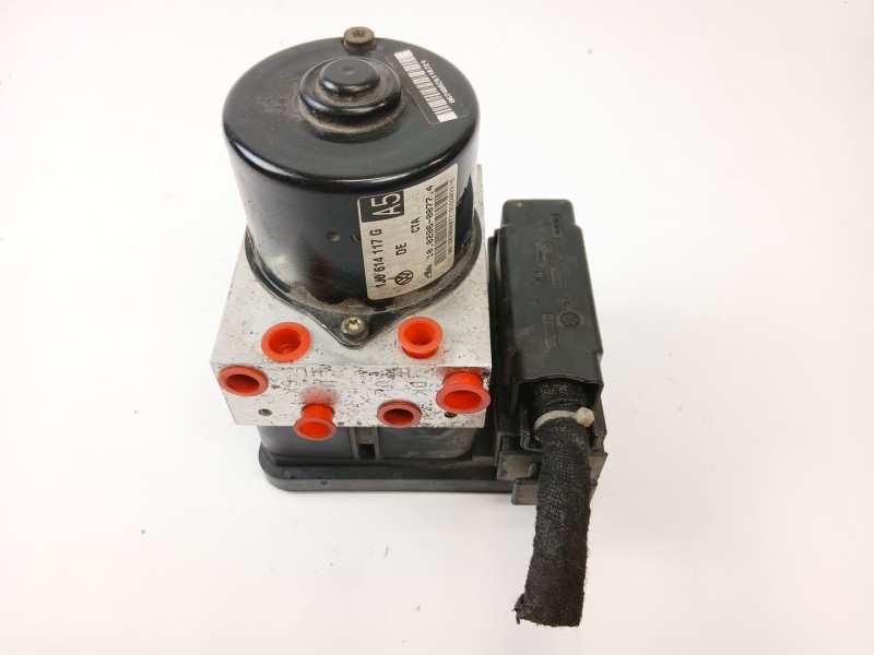 Recambio de abs para seat leon (1m1) 1.6 16v referencia OEM IAM 1J0614117  