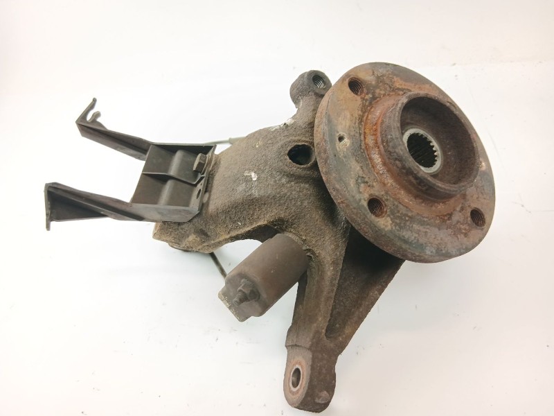 Recambio de mangueta delantera derecha para peugeot 206 sw x-line referencia OEM IAM   