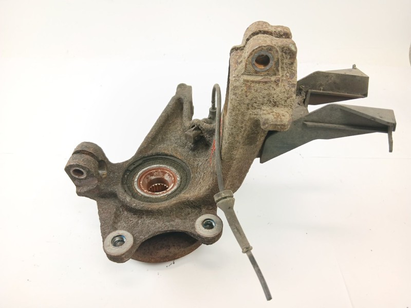 Recambio de mangueta delantera izquierda para peugeot 206 sw x-line referencia OEM IAM   
