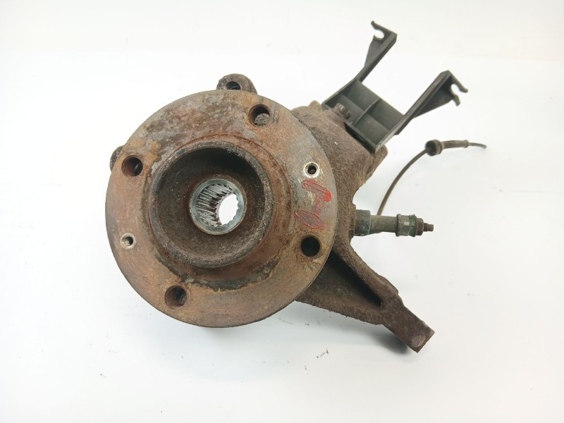 Recambio de mangueta delantera izquierda para peugeot 206 sw x-line referencia OEM IAM   
