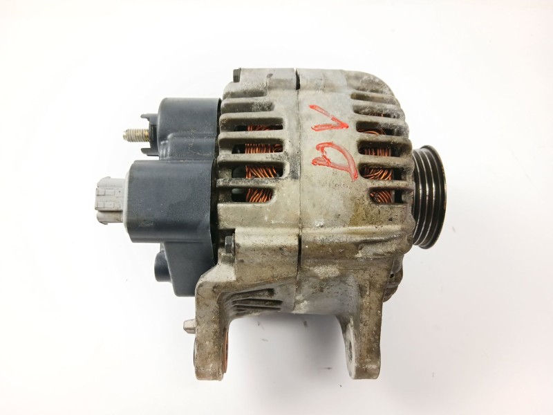 Recambio de alternador para hyundai trajet (fo) 2.0 16v cat referencia OEM IAM   