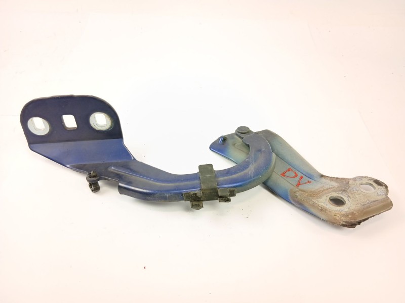 Recambio de bisagra capot delantero derecho para ford focus iii sedán 1.6 tdci referencia OEM IAM BM51A16800  