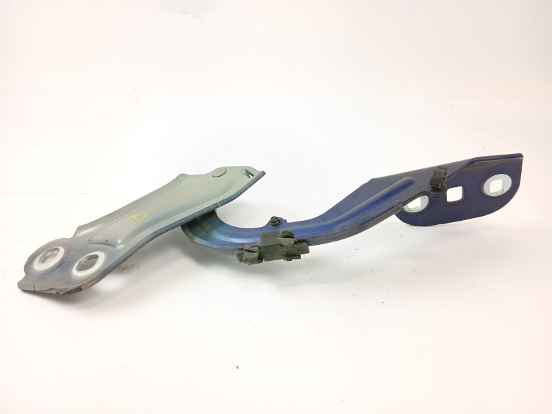 Recambio de bisagra capot delantero derecho para ford focus iii sedán 1.6 tdci referencia OEM IAM BM51A16800  