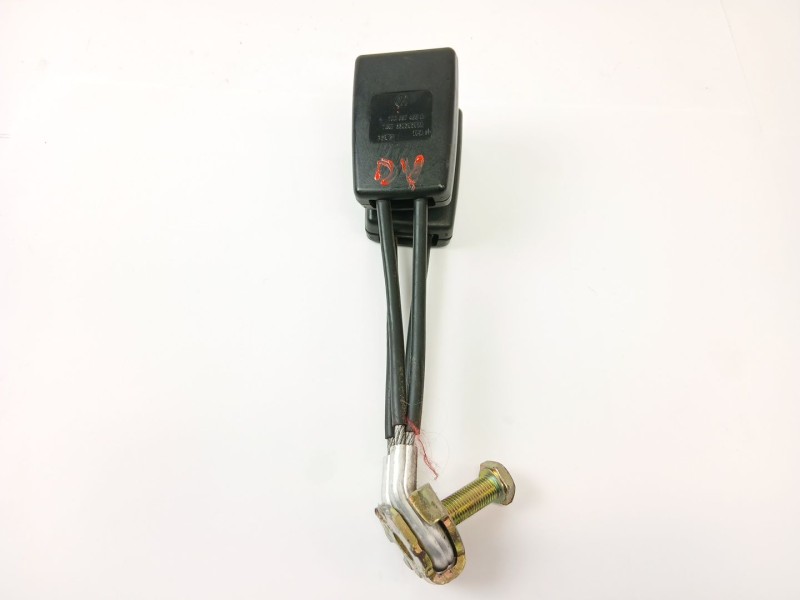 Recambio de enganche cinturon trasero central para seat leon (1m1) 1.6 16v referencia OEM IAM 1C0857488A  