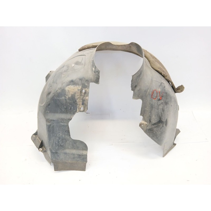 Recambio de paso de rueda delantero derecho para ford focus iii sedán 1.6 tdci referencia OEM IAM   
