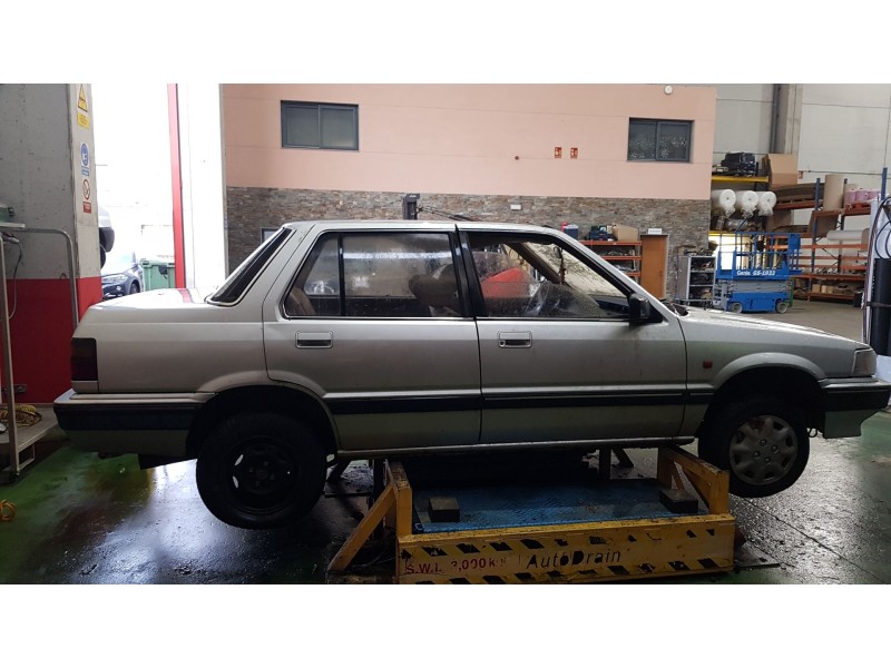 rover 200 i sedán (xh) del año 1987