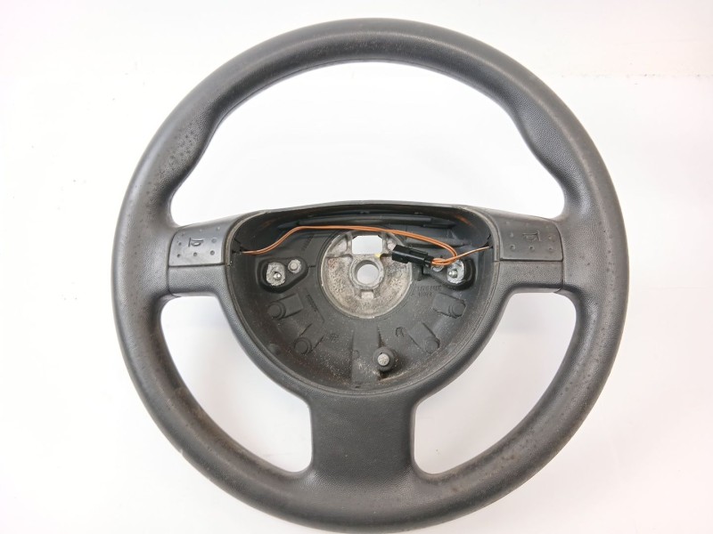 Recambio de volante para opel corsa c club referencia OEM IAM 8039566  