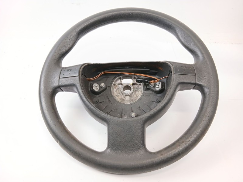 Recambio de volante para opel corsa c club referencia OEM IAM 8039566  