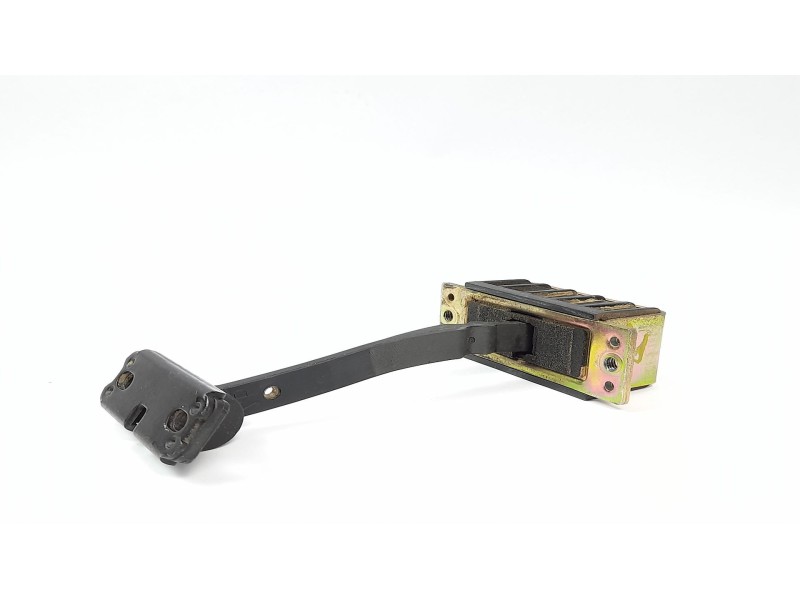Recambio de varios para mercedes-benz clase c (w203) berlina 200 cdi (203.004) referencia OEM IAM A2037300116  