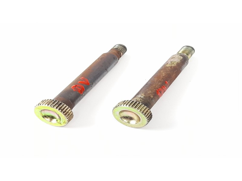 Recambio de varios para mitsubishi montero (l040) 2.5 td (l044g, l049g) referencia OEM IAM   