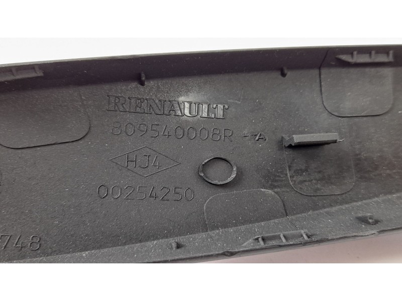 Recambio de varios para renault megane iii coupe dynamique referencia OEM IAM 809540008R  