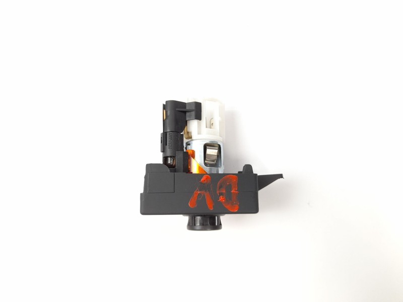 Recambio de varios para audi a6 berlina (c4) 2.3 referencia OEM IAM 4A1919323  