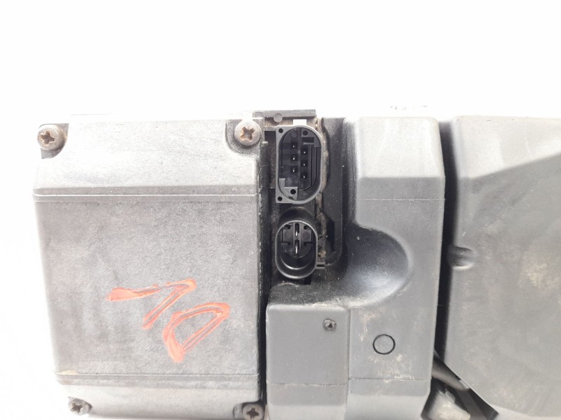 Recambio de varios para bmw serie 3 berlina (e46) 320d referencia OEM IAM 64128370068  90713B