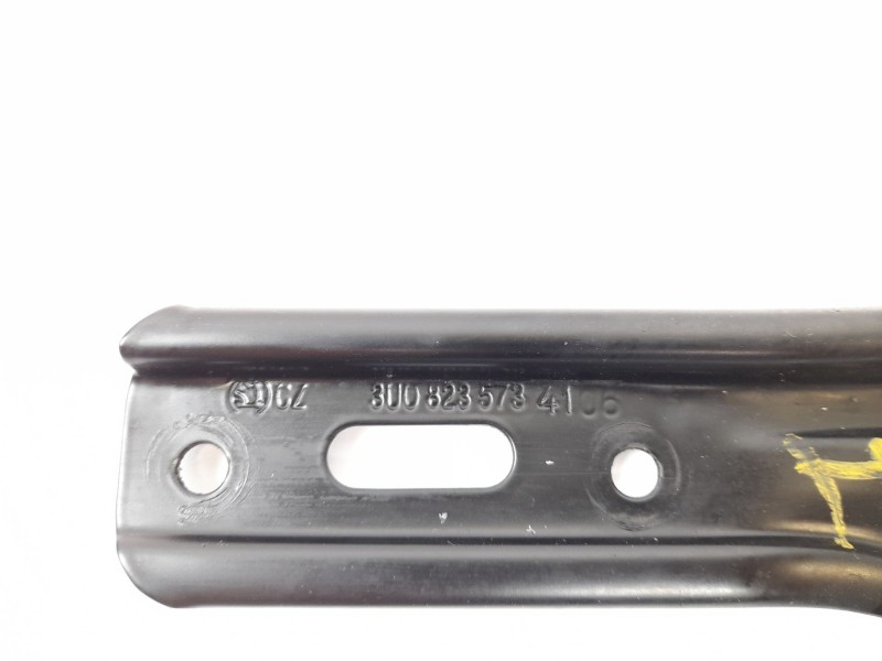 Recambio de varios para skoda superb (3u4) 2.0 tdi dpf referencia OEM IAM 3U0823573  