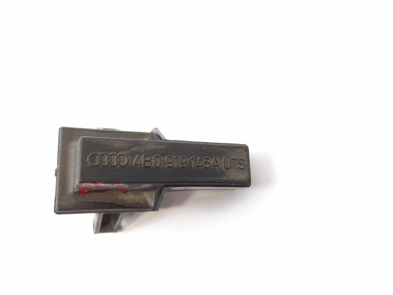 Recambio de varios para audi a4 b6 (8e2) 1.9 tdi referencia OEM IAM 4B0919145A  