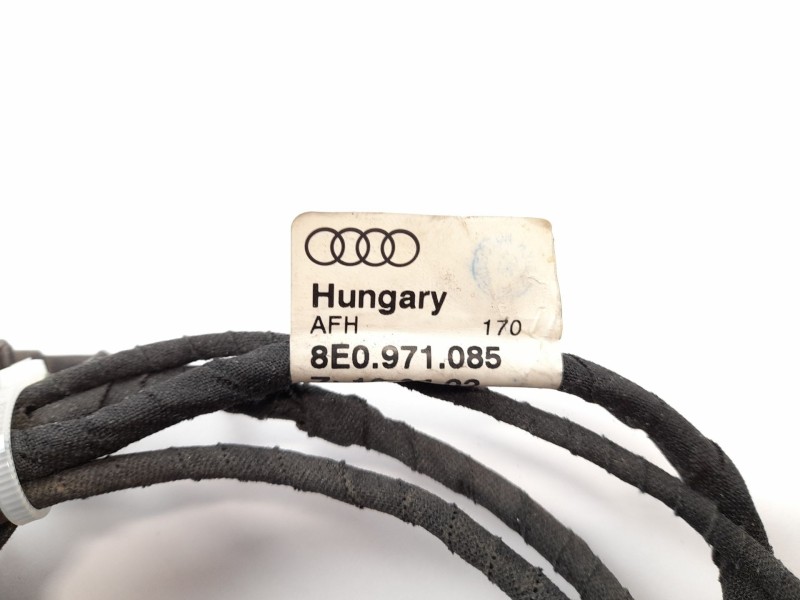 Recambio de varios para audi a4 avant (8e) 1.8 t referencia OEM IAM 8E0971085  