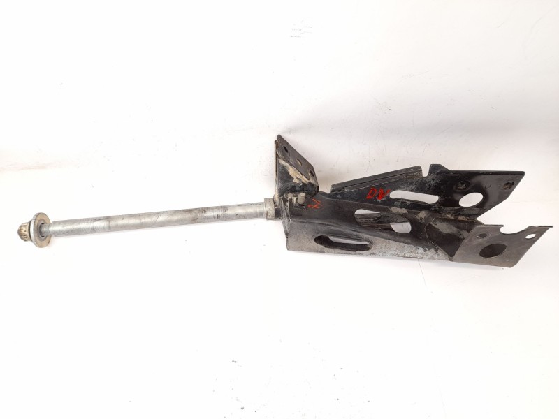 Recambio de varios para opel movano (2004 =>) 2.5 cdti cat (g9u-754 / lzm) referencia OEM IAM 8200297568  