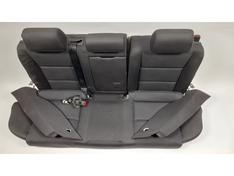 Recambio de asientos traseros para audi a4 avant (8e) 1.9 tdi referencia OEM IAM   