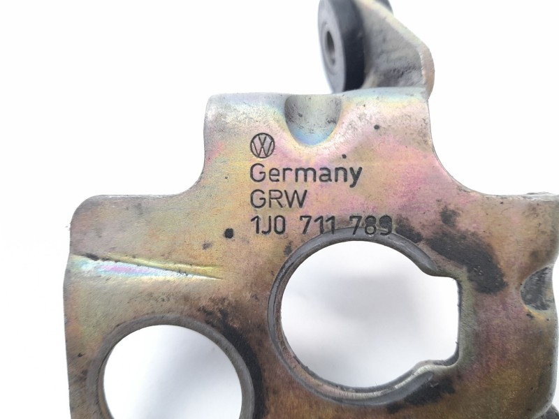 Recambio de varios para volkswagen golf iv berlina (1j1) 1.9 tdi referencia OEM IAM 1J0711789  