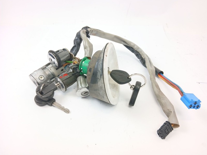 Recambio de varios para peugeot partner monospace (5_, g_) 1.9 d referencia OEM IAM   