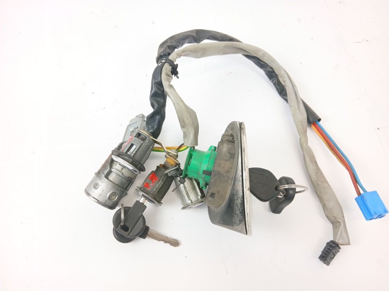 Recambio de varios para peugeot partner monospace (5_, g_) 1.9 d referencia OEM IAM   