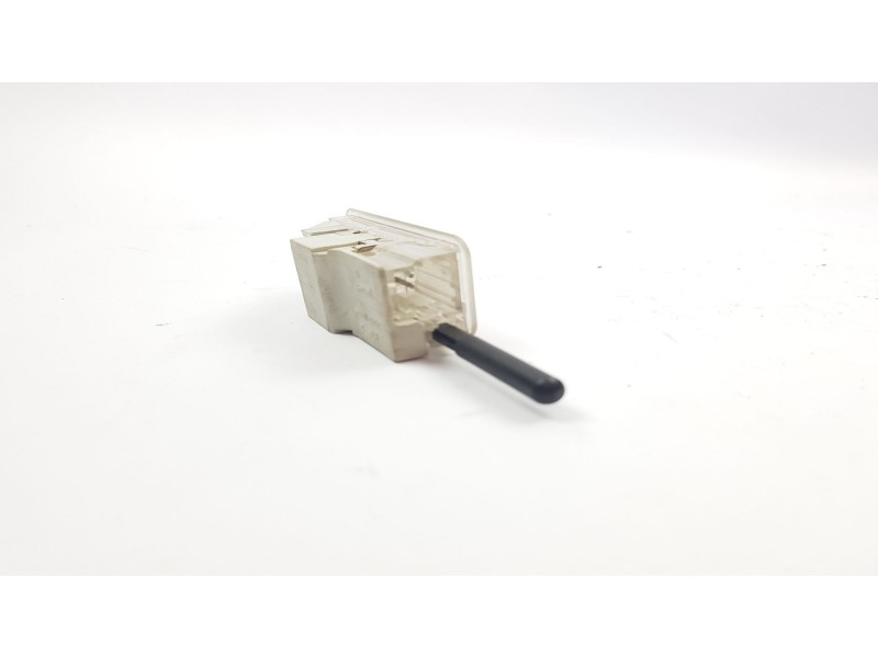 Recambio de varios para peugeot 3008 1.6 hdi fap referencia OEM IAM PA6MX30 6216 A1 