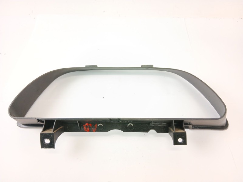 Recambio de moldura para peugeot 306 hatchback (7a, 7c, n3, n5) 1.9 d referencia OEM IAM 96077057  