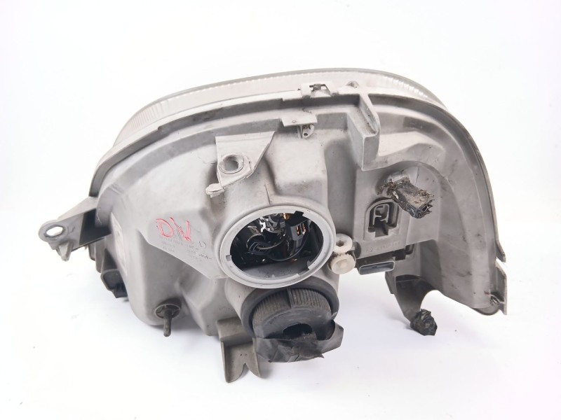 Recambio de faro derecho para renault master ii furgoneta (fd) 2.5 dci 120 referencia OEM IAM 8200163518  