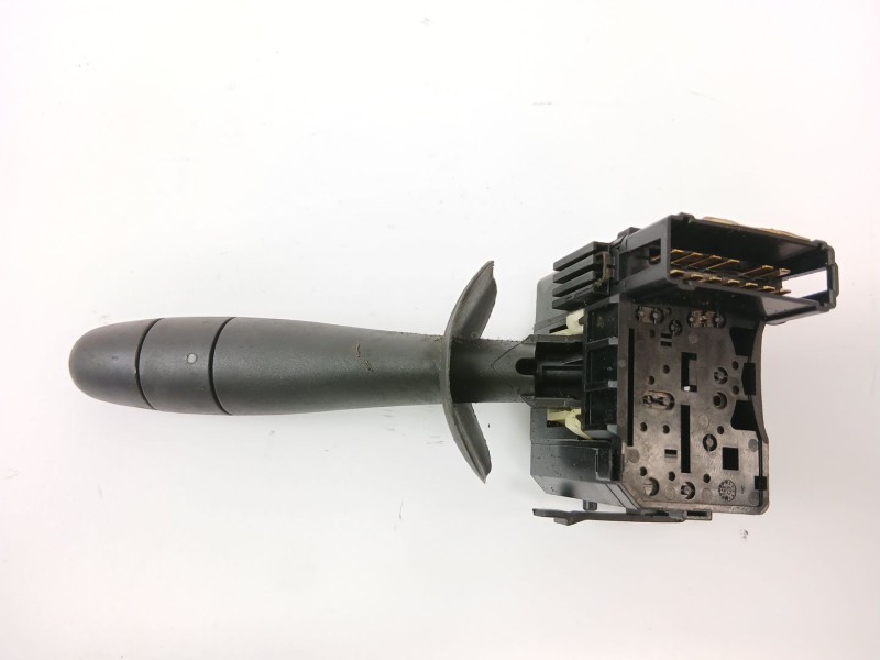 Recambio de mando limpia para renault master ii furgoneta (fd) 2.5 dci 120 referencia OEM IAM 8200199519  