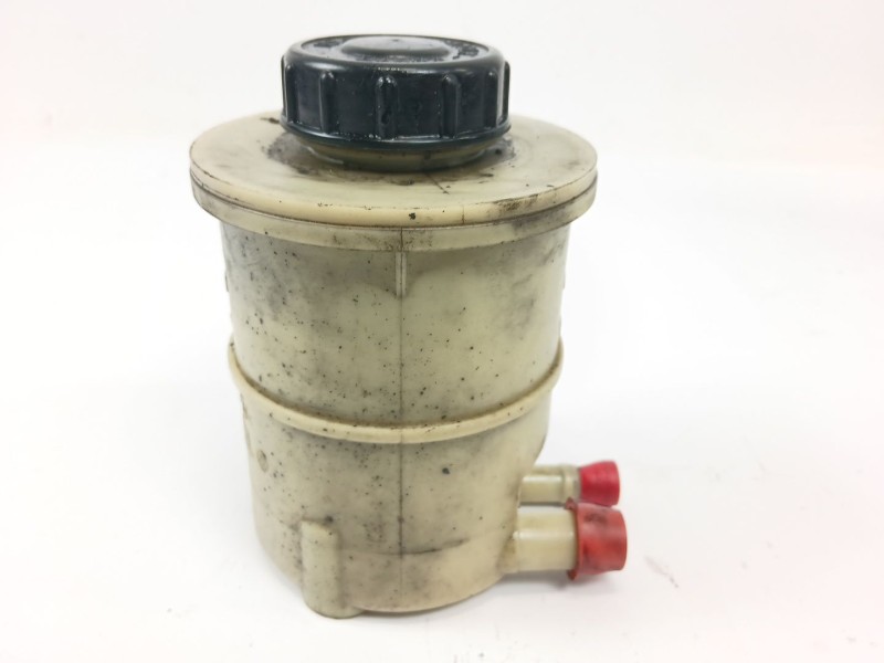 Recambio de deposito direccion para renault master ii furgoneta (fd) 2.5 dci 120 referencia OEM IAM 8200005185  