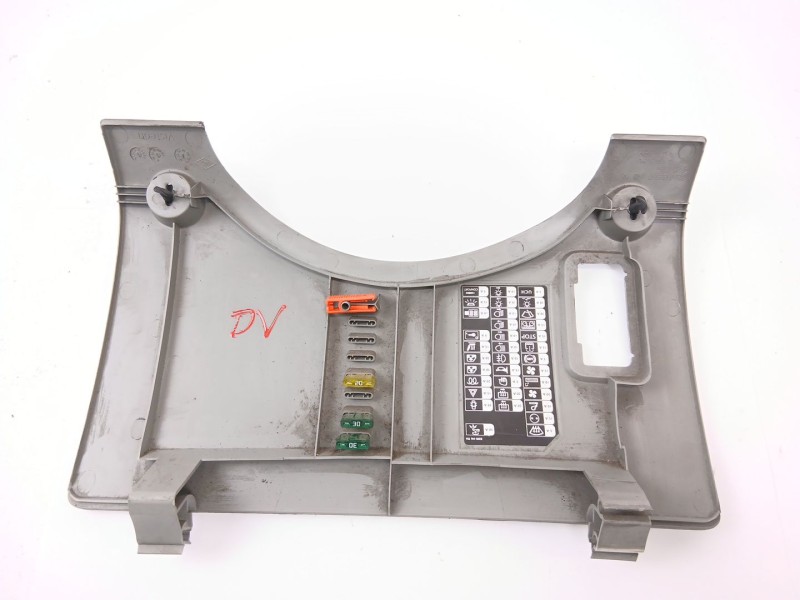 Recambio de moldura para renault master ii furgoneta (fd) 2.5 dci 120 referencia OEM IAM 8200188563  