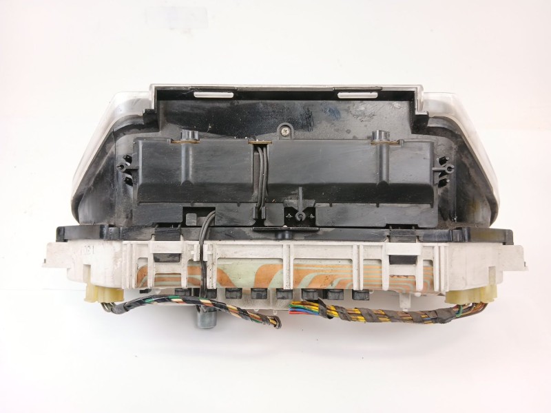 Recambio de cuadro instrumentos para rover 200 i sedán (xh) 216 referencia OEM IAM HR01302  