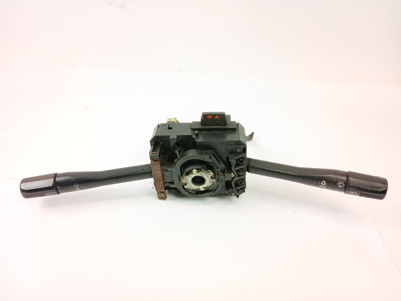 Recambio de mando volante para rover 200 i sedán (xh) 216 referencia OEM IAM TR8306  