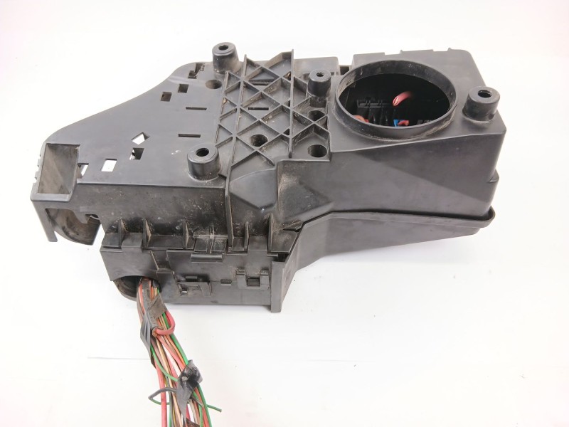 Recambio de caja reles / fusibles para renault master ii furgoneta (fd) 2.5 dci 120 referencia OEM IAM   