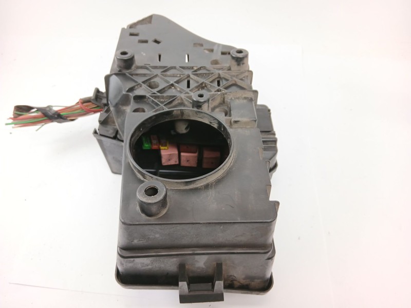 Recambio de caja reles / fusibles para renault master ii furgoneta (fd) 2.5 dci 120 referencia OEM IAM   