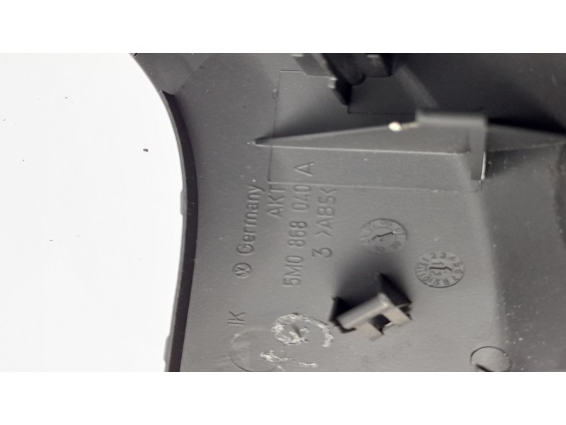 Recambio de moldura para volkswagen golf plus (521) advance referencia OEM IAM 5M0868040A  