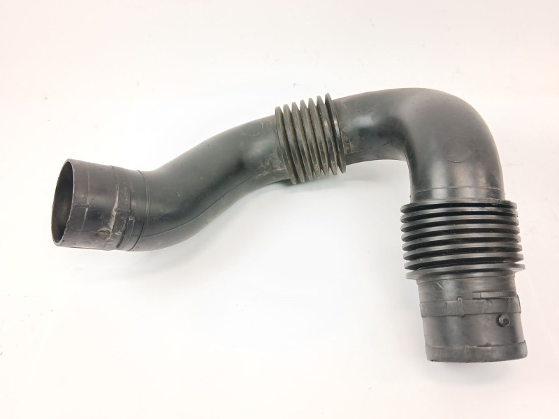 Recambio de tubo admision para renault master ii furgoneta (fd) 2.5 dci 120 referencia OEM IAM 8200261961  