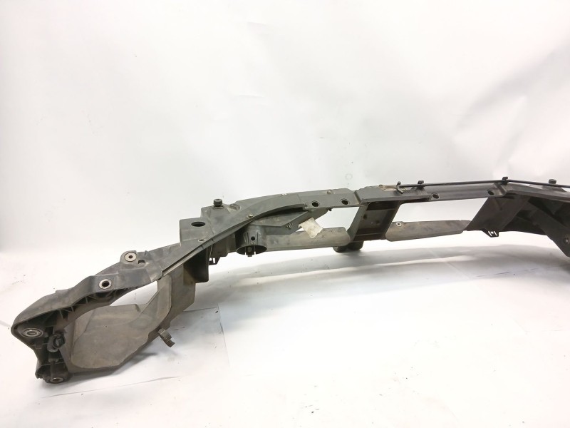 Recambio de panel frontal para renault master ii furgoneta (fd) 2.5 dci 120 referencia OEM IAM   