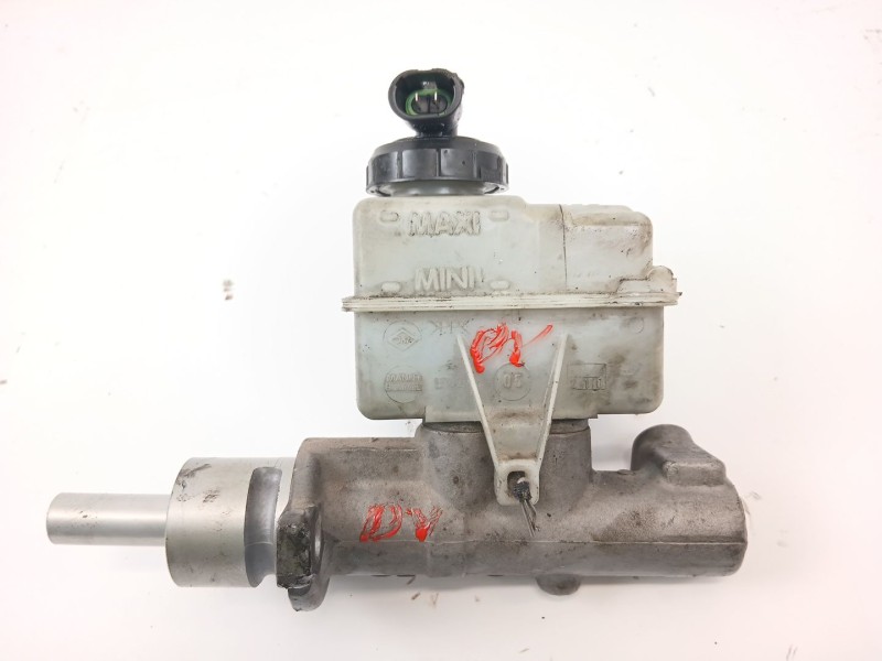Recambio de bomba freno para renault master ii furgoneta (fd) 2.5 dci 120 referencia OEM IAM 25175879  