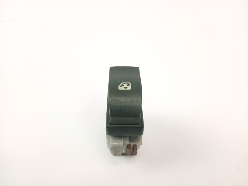 Recambio de mando elevalunas delantero derecho para renault master ii furgoneta (fd) 2.5 dci 120 referencia OEM IAM   
