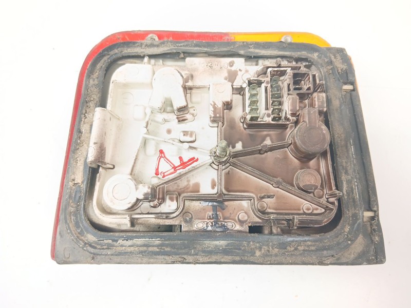 Recambio de piloto trasero izquierdo para peugeot 205 ii (20a/c) 1.1 xa referencia OEM IAM   