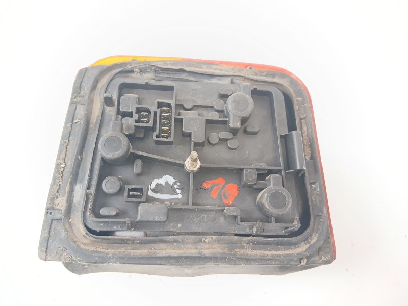 Recambio de piloto trasero derecho para peugeot 205 ii (20a/c) 1.1 xa referencia OEM IAM   