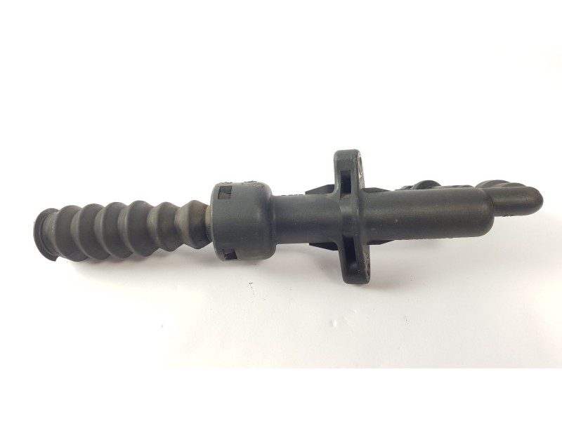 Recambio de bombin emgrague para peugeot expert furgón (229) 2.0 hdi referencia OEM IAM   