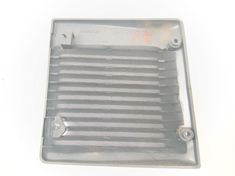 Recambio de moldura para peugeot 205 ii (20a/c) 1.1 xa referencia OEM IAM 9253037577  