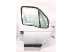 Recambio de puerta delantera derecha para renault master ii furgoneta (fd) 2.5 dci 120 referencia OEM IAM   