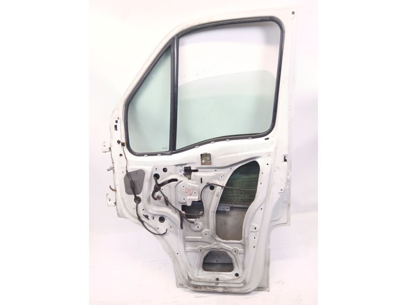 Recambio de puerta delantera derecha para renault master ii furgoneta (fd) 2.5 dci 120 referencia OEM IAM   