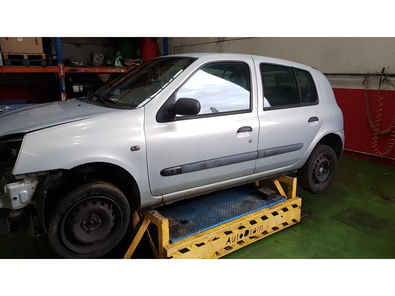 renault clio ii (bb_, cb_) del año 2004