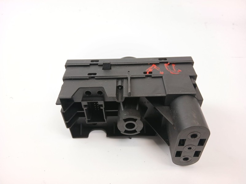Recambio de mando luces para opel vectra c gts (z02) 1.9 cdti (f68) referencia OEM IAM 13177070  